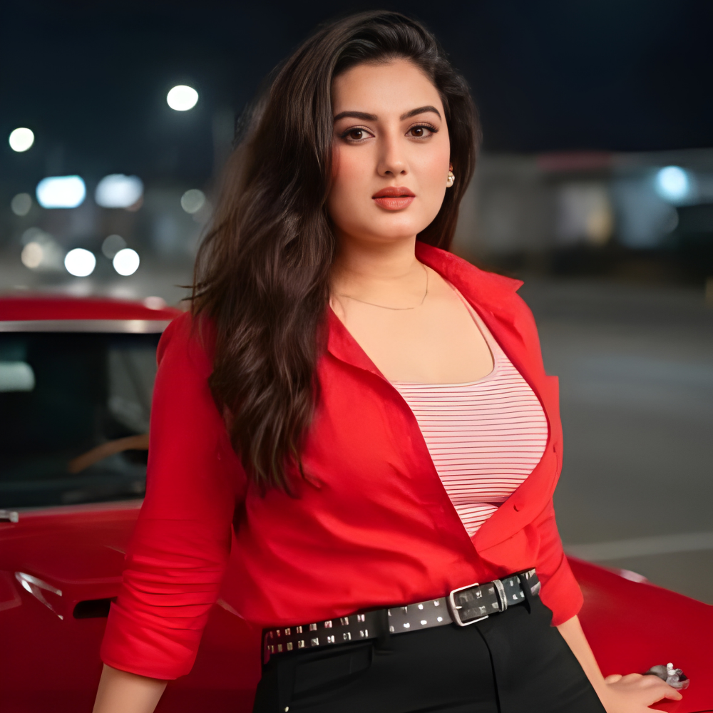 Attractive Karachi Escort Model